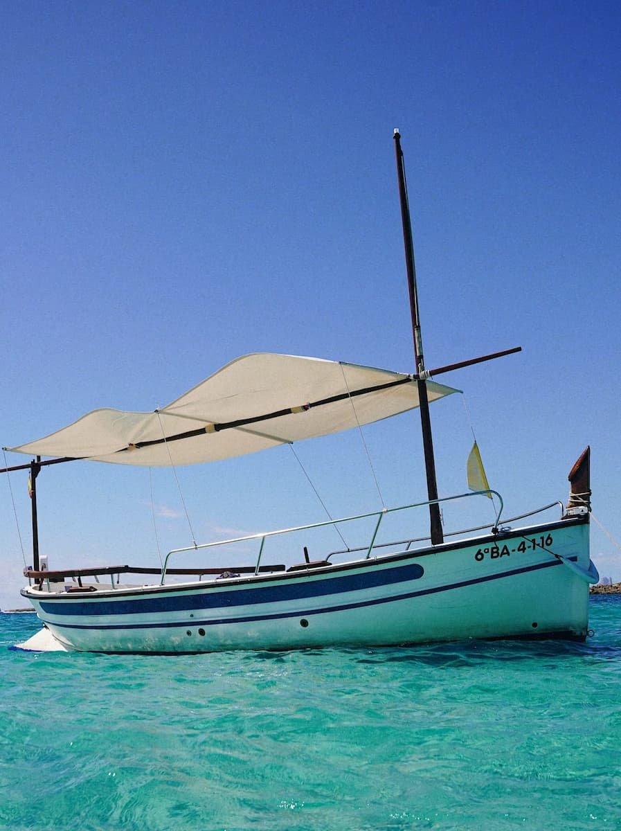 llaut de alquiler en formentera